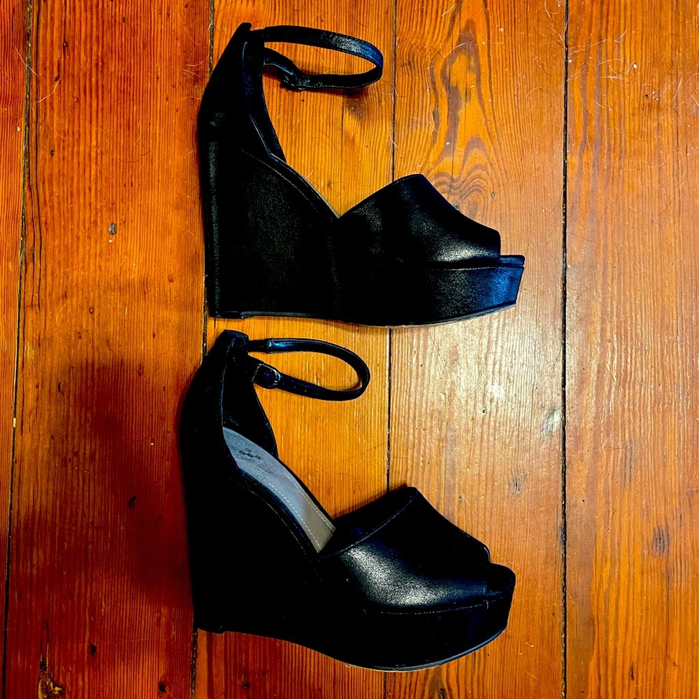 Black Suede Vince Camuto wedges